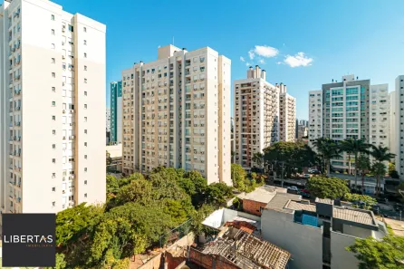 Apartamento com 2 Quartos à venda, 79m² no Passo da Areia, Porto Alegre