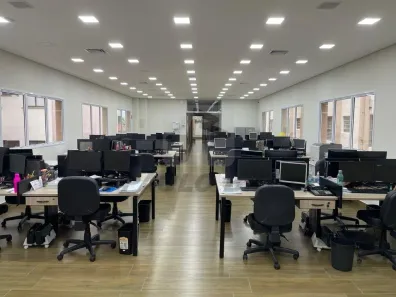 Prédio Comercial à venda, 831m² no Vila Bastos, Santo André