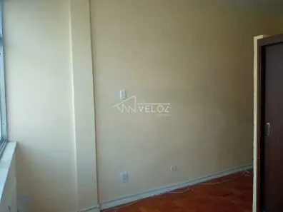 Kitnet à venda, 25m² no Centro, Rio de Janeiro