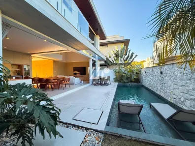 Casa com 3 Quartos à venda, 288m² no Pedra Branca, Palhoça