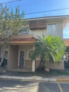 Casa de Condomínio com 3 Quartos à venda, 118m² no Despraiado, Cuiabá