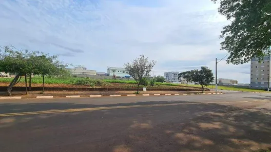 Lote/Terreno à venda, 378m² no Flora Ville, Boituva