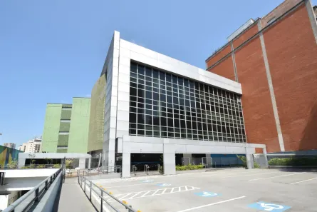 Prédio Comercial para alugar, 9200m² no Liberdade, São Paulo