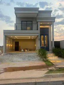 Casa com 3 Quartos à venda, 236m² no Novo Mundo, Várzea Grande