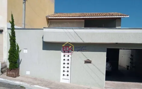 Sobrado com 3 Quartos à venda, 191m² no Areão, Taubaté