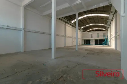 Galpão/Depósito/Armazém à venda, 750m² no Navegantes, Porto Alegre