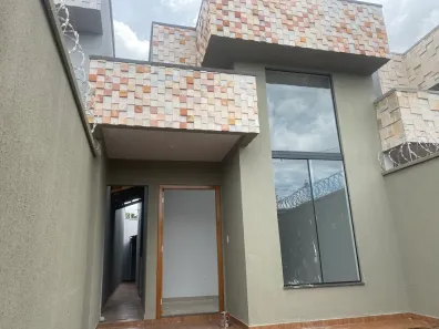 Casa com 3 Quartos à venda, 105m² no Setor Santos Dumont, Goiânia