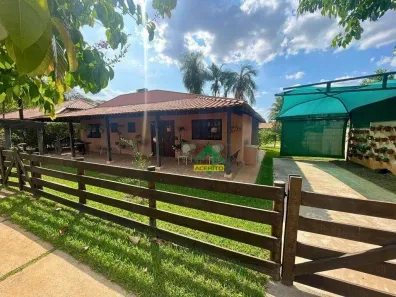 Fazenda/Sítio com 3 Quartos à venda, 256m² no Chácaras Paraíso, Araçatuba