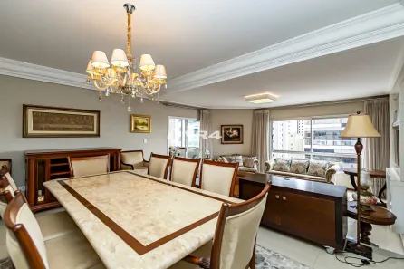 Apartamento com 4 Quartos à venda, 178m² no Água Verde, Curitiba