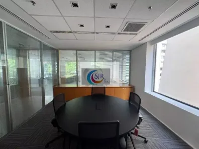 Sala Comercial para alugar, 218m² no Jardim Europa, São Paulo