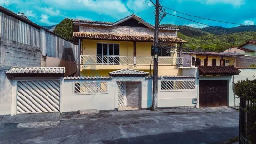 Casa com 3 Quartos à venda, 220m² no Campo Grande, Rio de Janeiro