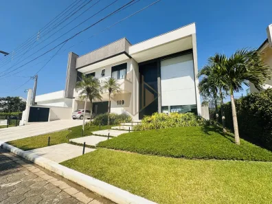 Casa de Condomínio com 7 Quartos à venda, 750m² no Jardim Acapulco, Guarujá