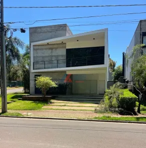 Casa de Condomínio com 3 Quartos para alugar, 310m² no Vivendas do Arvoredo, Londrina
