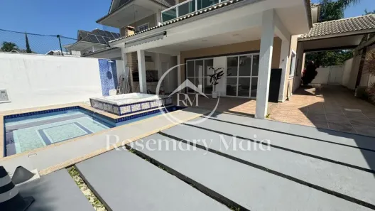 Casa de Condomínio com 4 Quartos para alugar, 260m² no Recreio dos Bandeirantes, Rio de Janeiro