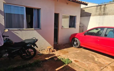 Casa com 2 Quartos à venda, 45m² no Jardim Centenário, Campo Grande