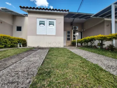 Casa de Condomínio com 2 Quartos à venda, 43m² no São Jorge, Bagé