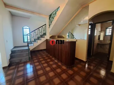 Casa com 3 Quartos para alugar, 230m² no Parque Celeste, São José do Rio Preto