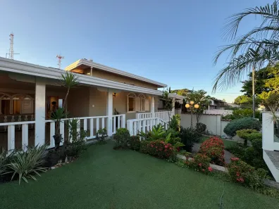 Casa com 3 Quartos à venda, 290m² no Guarujá, Betim