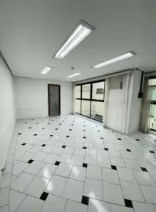 Sala Comercial para alugar, 30m² no Santo Amaro, São Paulo