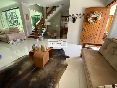 Casa com 3 Quartos à venda, 301m² no Vila Scarpelli, Santo André