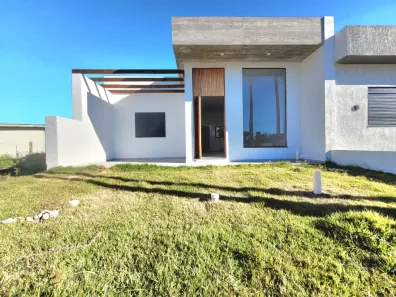 Casa com 2 Quartos à venda, 65m² no Capão da Canoa, Capão da Canoa
