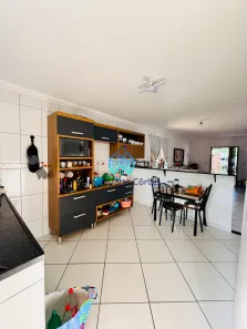 Casa com 2 Quartos à venda, 129m² no Cidade Jardim Guapimirim, Guapimirim