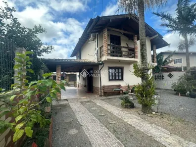 Casa com 3 Quartos à venda, 150m² no Araçatuba, Imbituba
