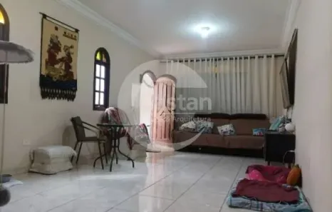 Sobrado com 3 Quartos à venda, 190m² no Jardim Teresa, São Paulo