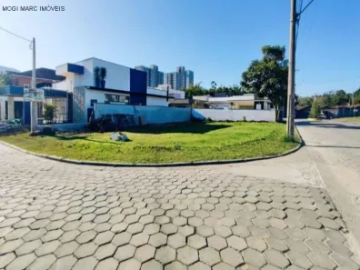 Lote/Terreno à venda, 358m² no Botujuru, Mogi das Cruzes