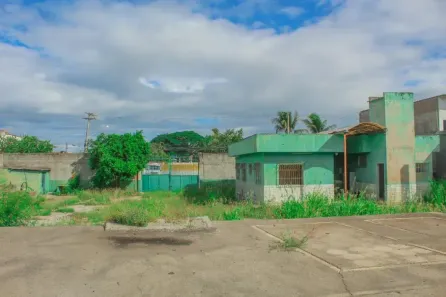 Galpão/Depósito/Armazém com 2 Quartos para alugar, 1100m² no Palmeiras, Cabo Frio