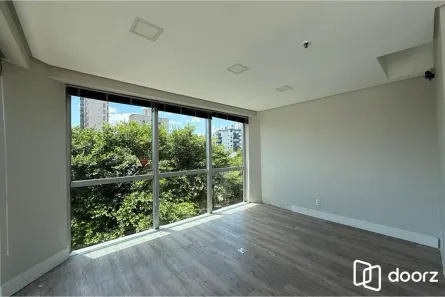 Sala Comercial à venda, 43m² no Higienópolis, Porto Alegre