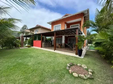 Casa de Condomínio com 4 Quartos à venda, 415m² no Centro, Mangaratiba