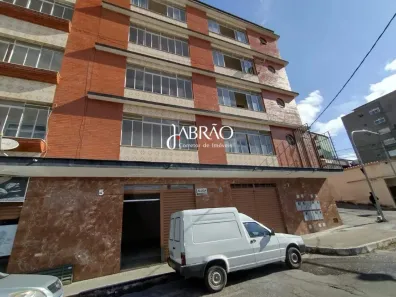 Ponto Comercial para alugar, 90m² no Centro, Barbacena