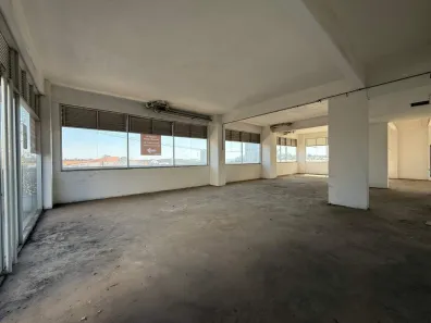 Ponto Comercial para alugar, 234m² no Caiçaras, Belo Horizonte