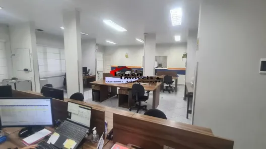 Sala Comercial para alugar, 161m² no Centro, São Vicente