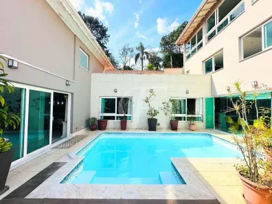 Casa com 5 Quartos à venda, 700m² no Vila Diva, Carapicuíba