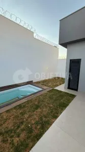 Casa com 3 Quartos à venda, 150m² no Novo Mundo, Uberlândia