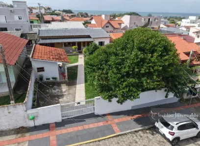 Casa com 2 Quartos à venda, 70m² no Village, Imbituba