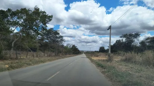 Lote/Terreno com 1 Quarto à venda, 1m² no Universidade, Vitória da Conquista