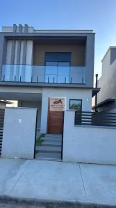 Sobrado com 3 Quartos à venda, 156m² no São João do Rio Vermelho, Florianópolis