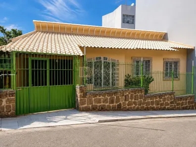 Casa com 4 Quartos à venda, 280m² no Centro, Vitória