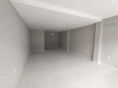 Ponto Comercial para alugar, 30m² no Parque Manibura, Fortaleza
