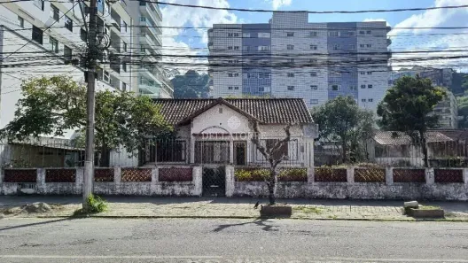 Imóvel Comercial com 3 Quartos à venda, 157m² no Agriões, Teresópolis