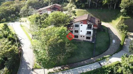 Casa com 5 Quartos à venda, 280m² no Sede, Guaramiranga
