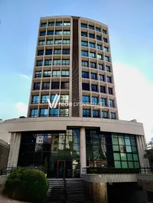 Sala Comercial com 8 Quartos para alugar, 250m² no Cambuí, Campinas