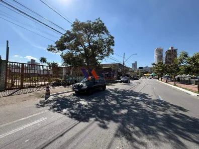 para alugar, 371m² no Angola, Betim