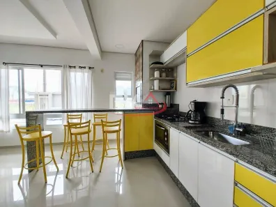 Apartamento com 2 Quartos para alugar, 66m² no Itacolomi, Balneário Piçarras
