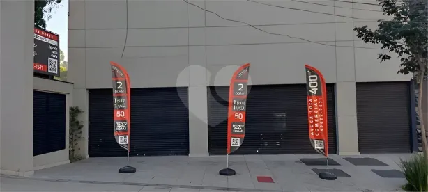 Ponto Comercial à venda, 300m² no Vila Dom Pedro II, São Paulo
