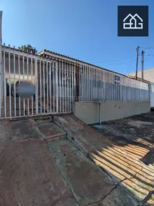 Casa com 2 Quartos à venda, 70m² no Canadá, Cascavel