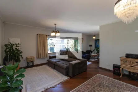 Casa com 3 Quartos à venda, 300m² no Horto Florestal, São Paulo